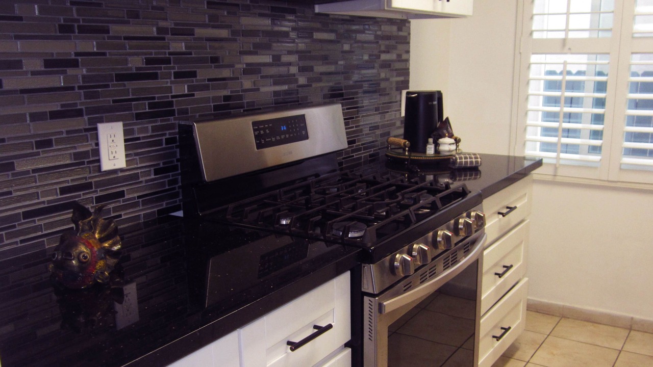 Photo of Kitchen in La Brea
