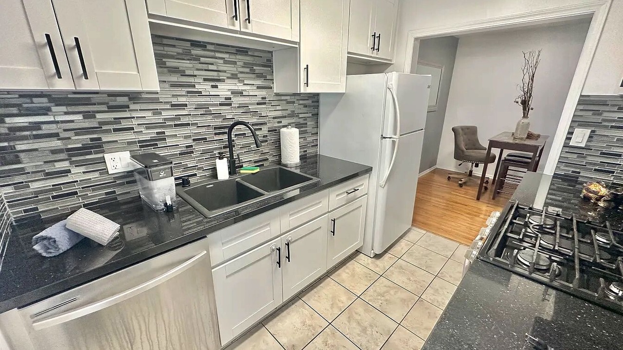 Photo of Kitchen in La Brea