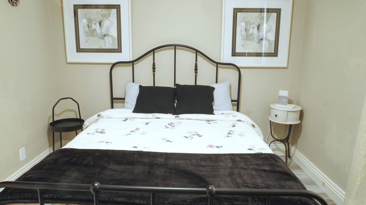 Photo of Bedroom in Ridgecrest