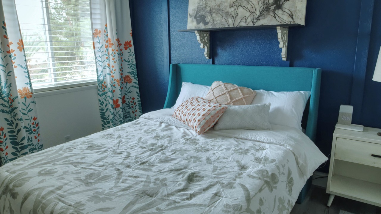 Photo of Bedroom in Ridgecrest