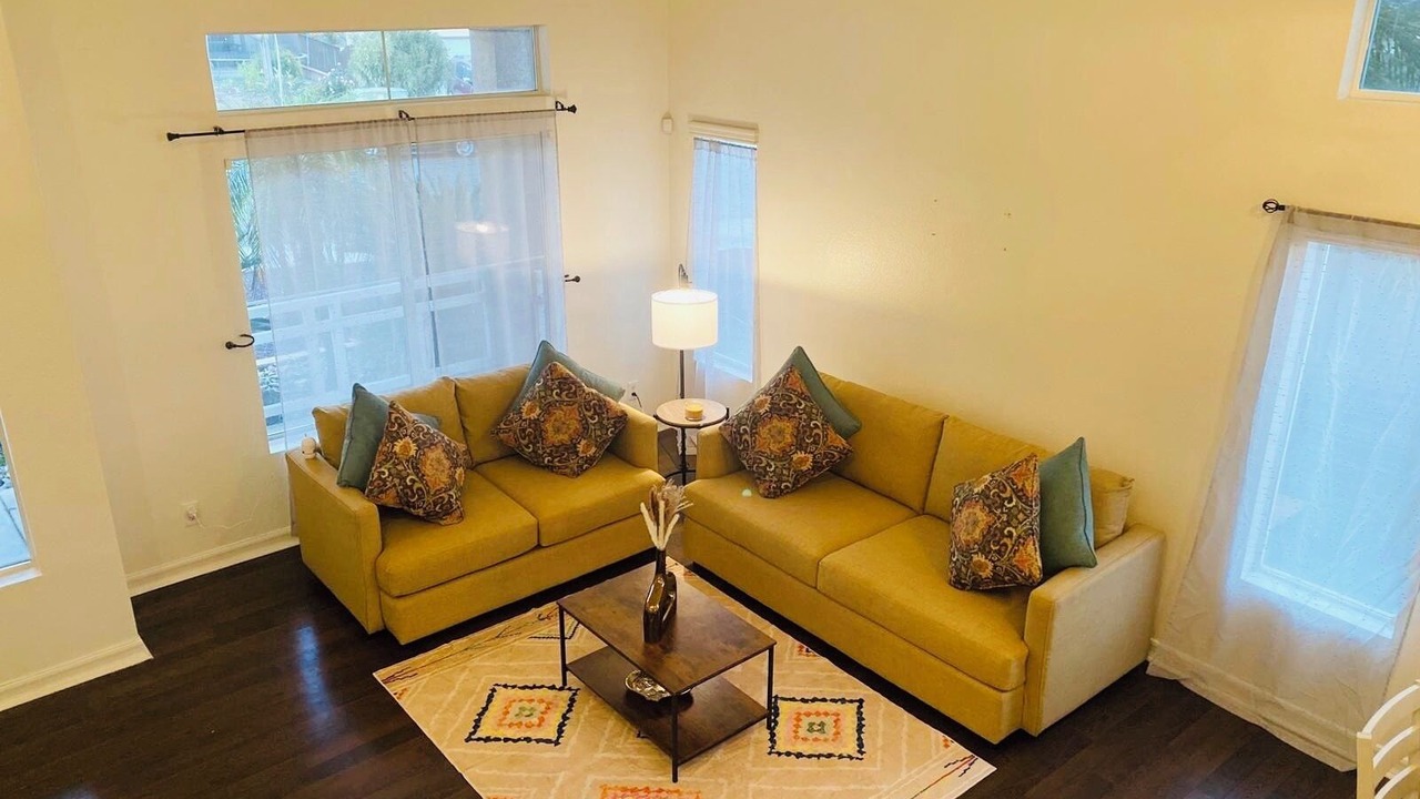 Photo of Livingroom in Lake Elsinore