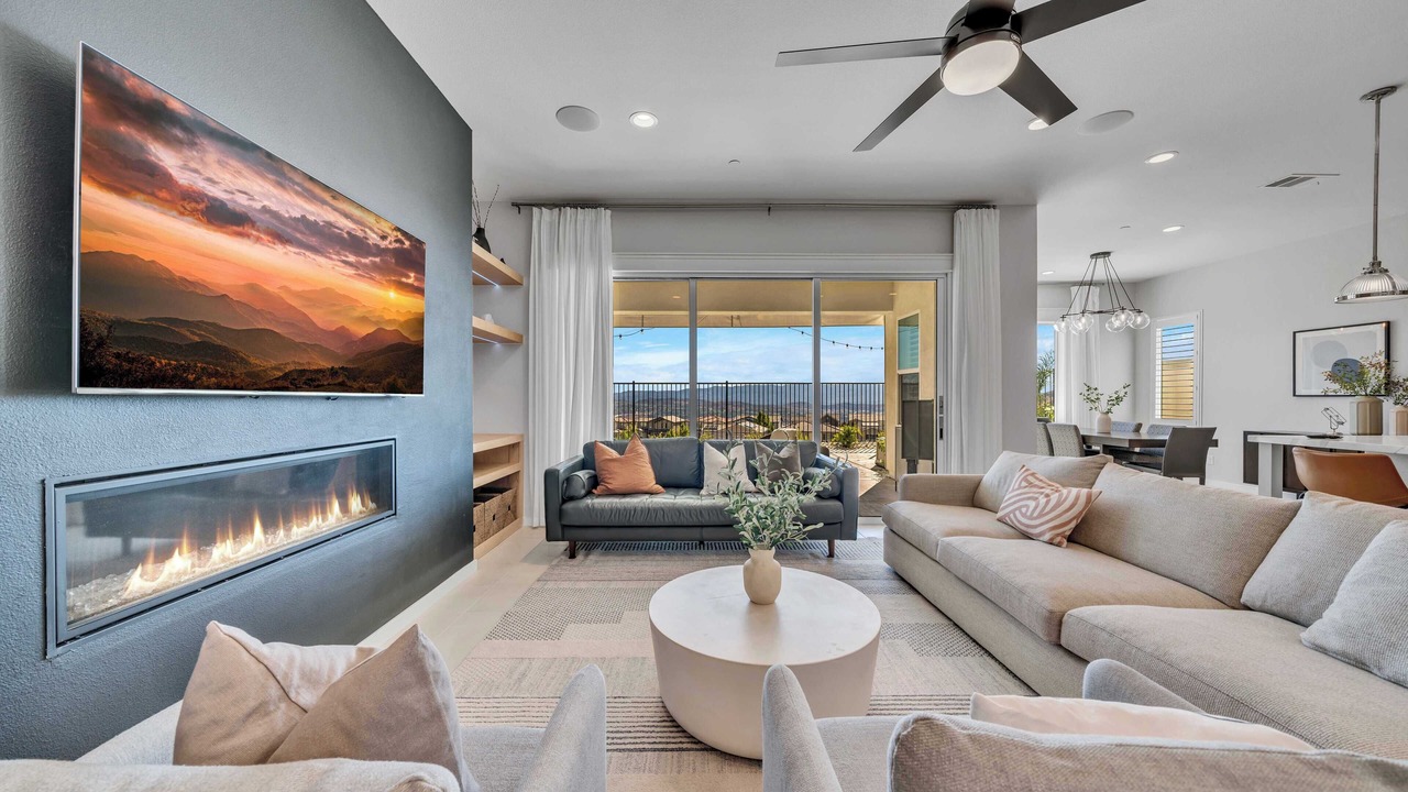 Photo of Livingroom in Canyon Country