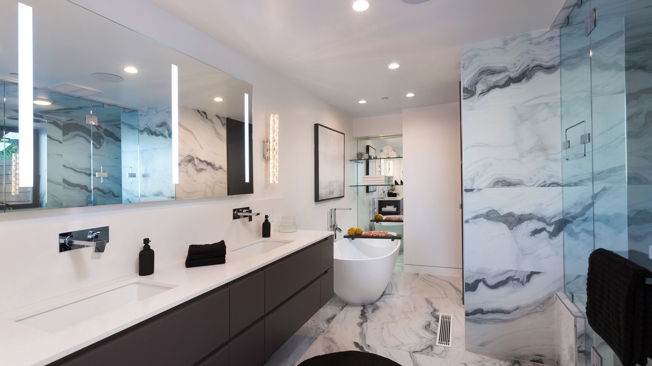 Photo of Bathroom in Hollywood Hills West