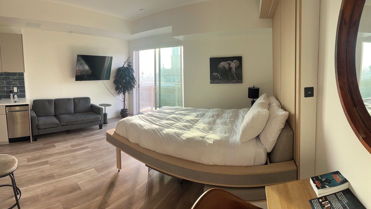 Photo of Bedroom in Hollywood