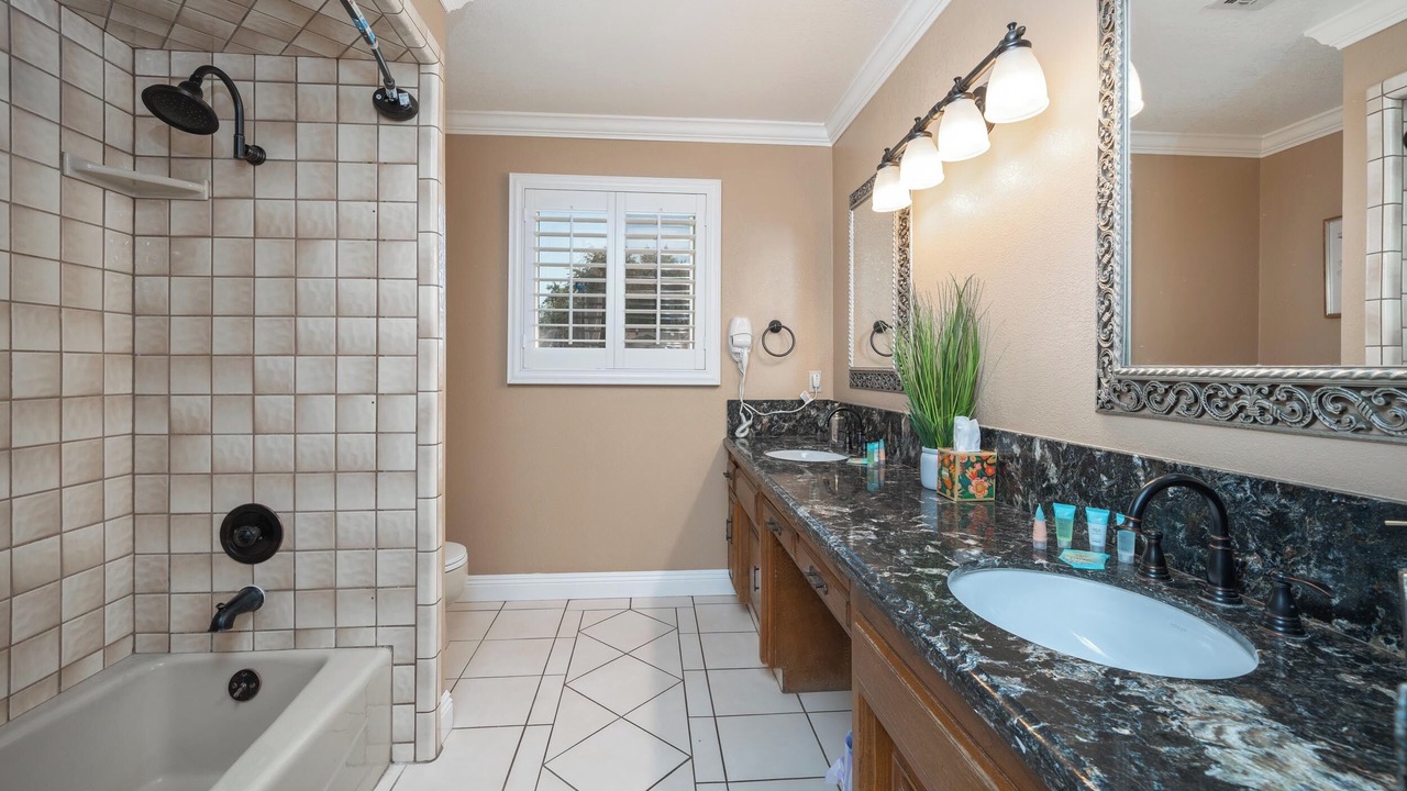 Photo of Bathroom in Bakersfield