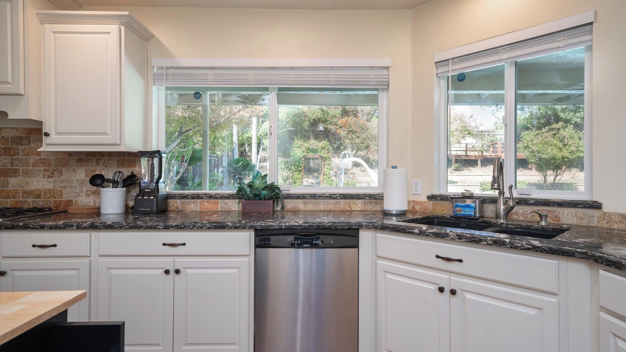 Photo of Kitchen in Bakersfield