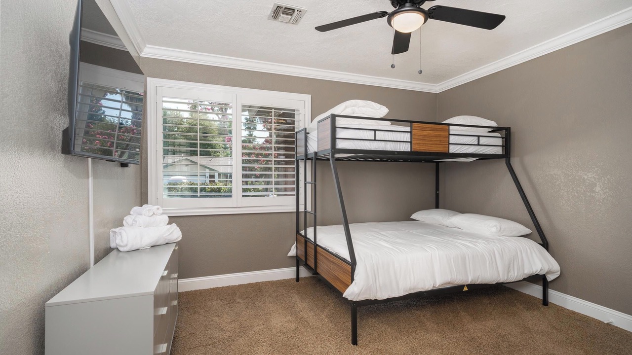 Photo of Bedroom in Bakersfield