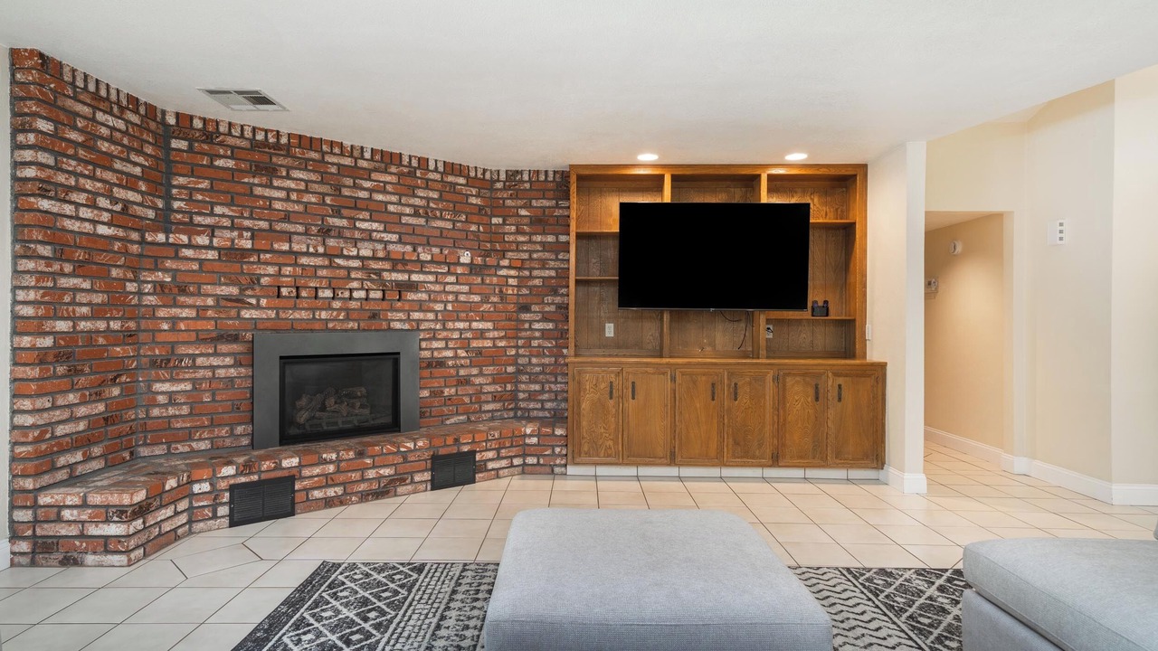 Photo of Livingroom in Bakersfield