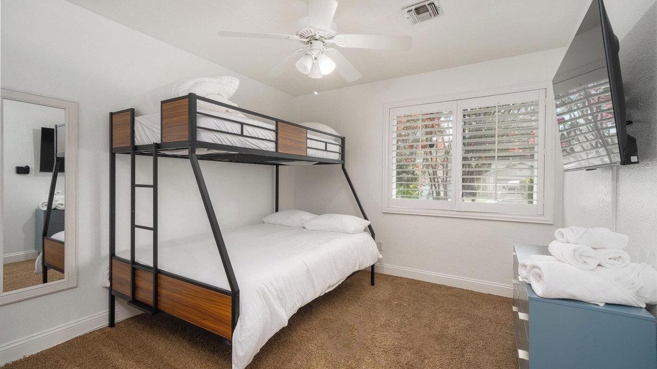 Photo of Bedroom in Bakersfield