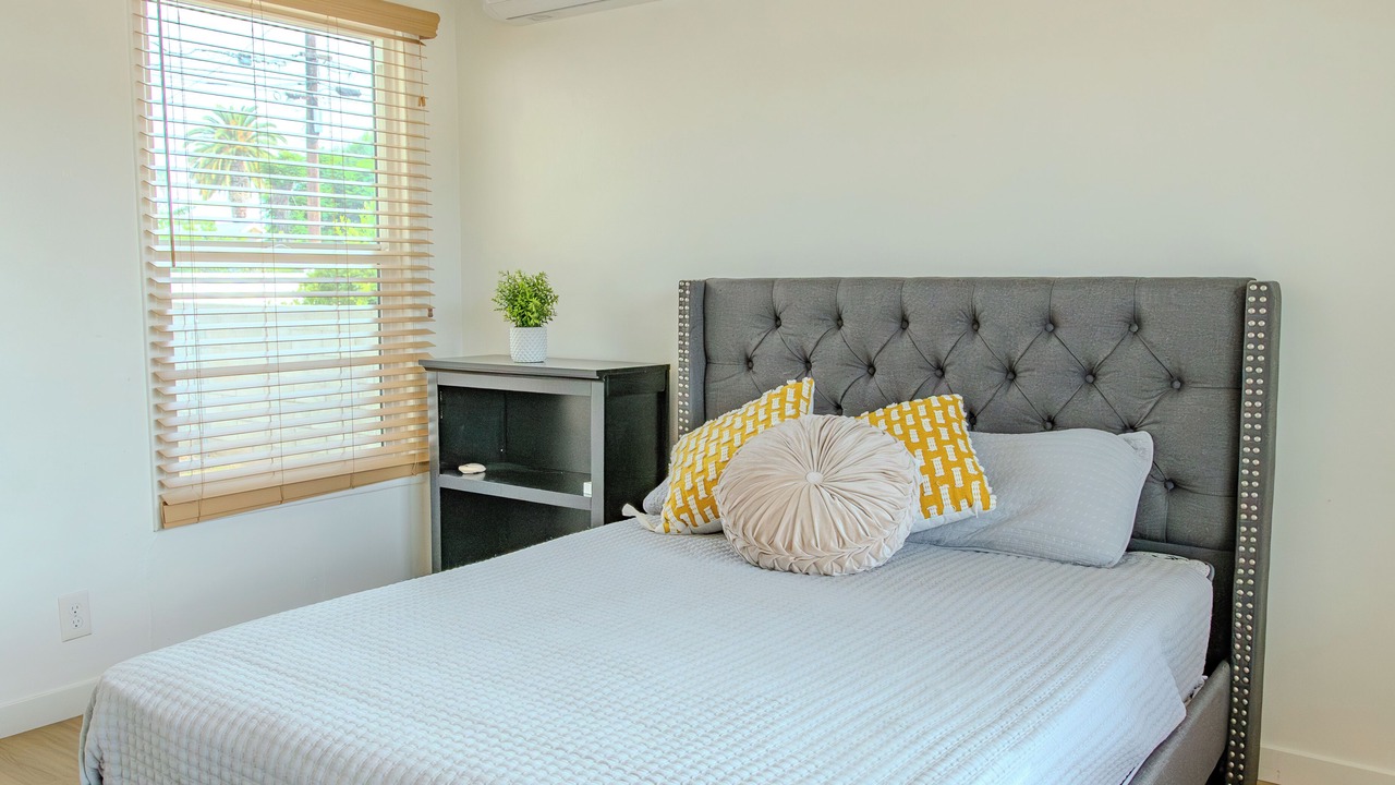 Photo of Bedroom in Downtown Riverside