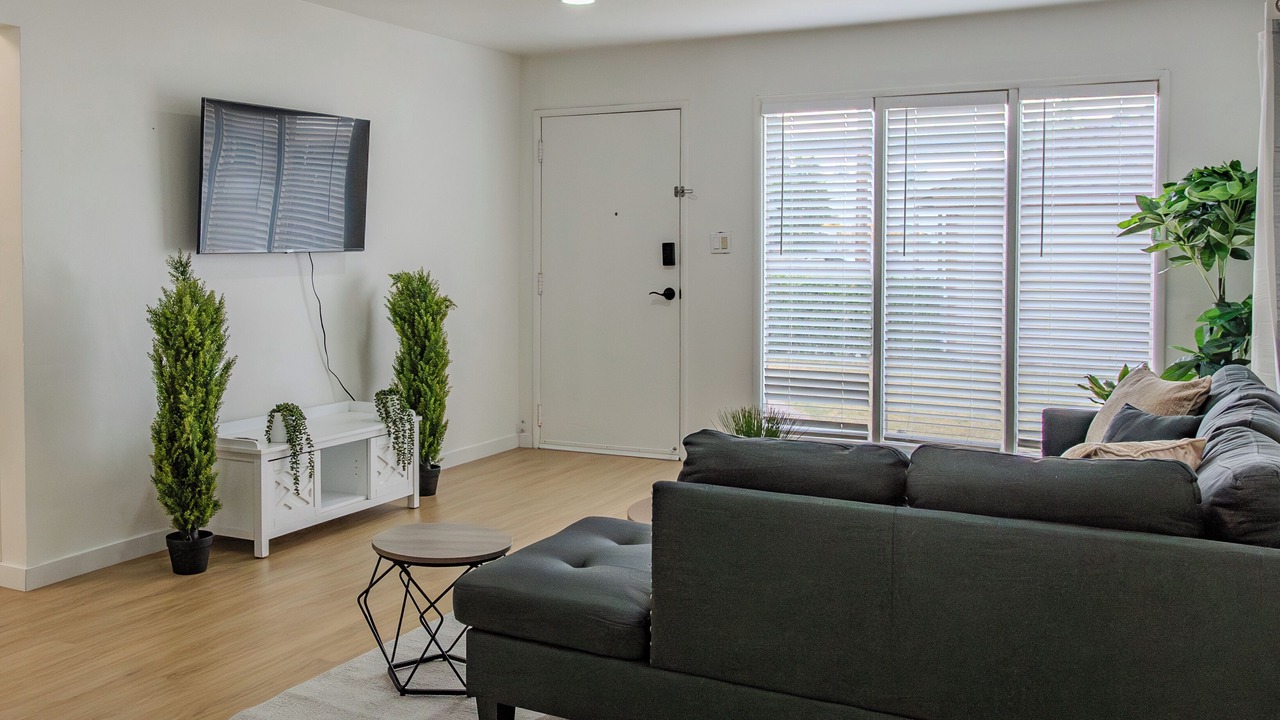 Photo of Livingroom in Downtown Riverside