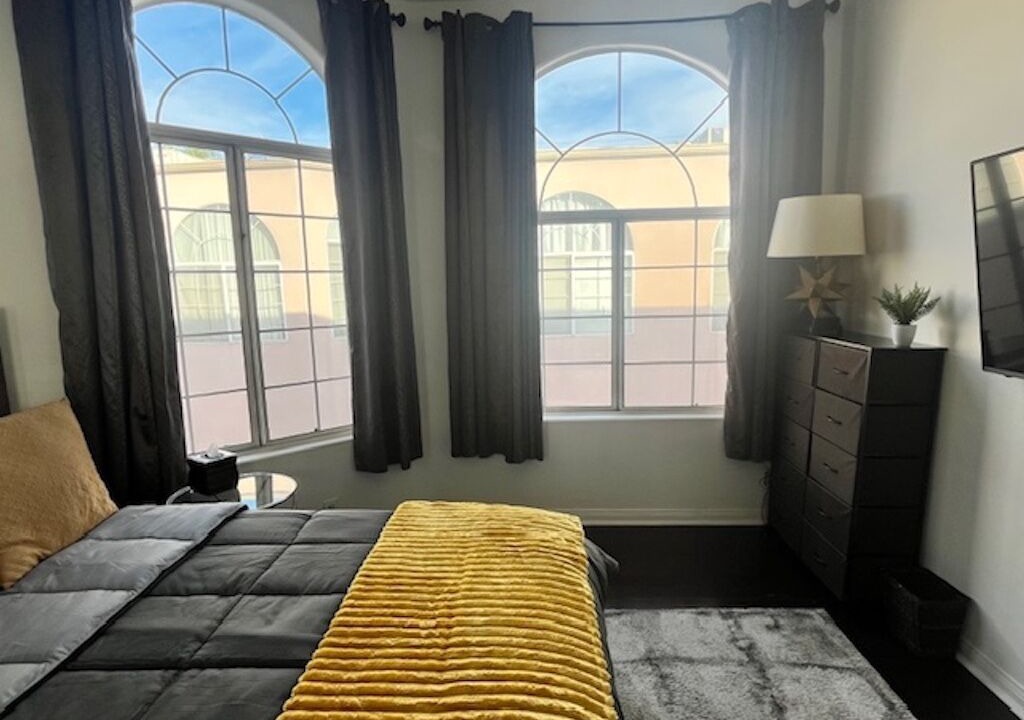 Photo of Bedroom in Inglewood