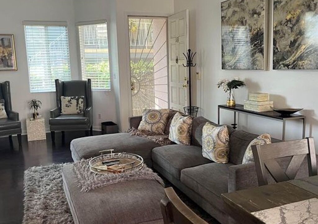 Photo of Livingroom in Inglewood