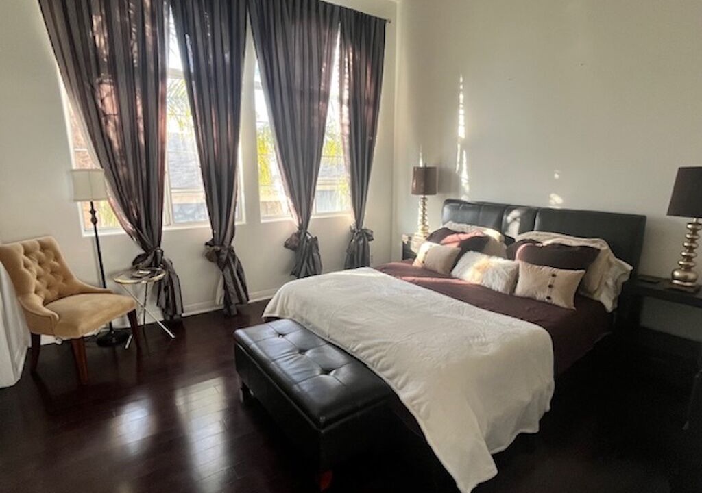 Photo of Bedroom in Inglewood