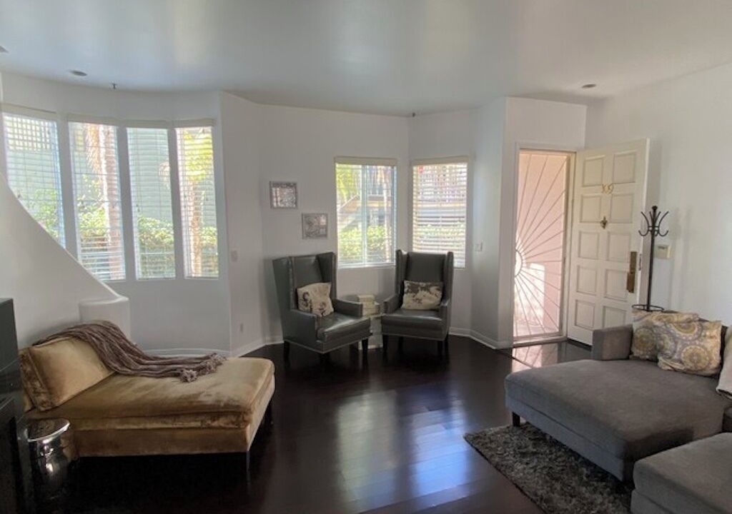 Photo of Livingroom in Inglewood