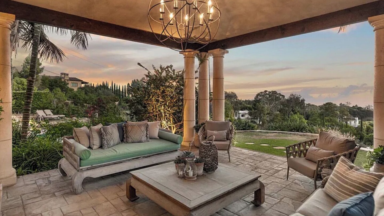 Photo of Patio Balcony in Toro Canyon