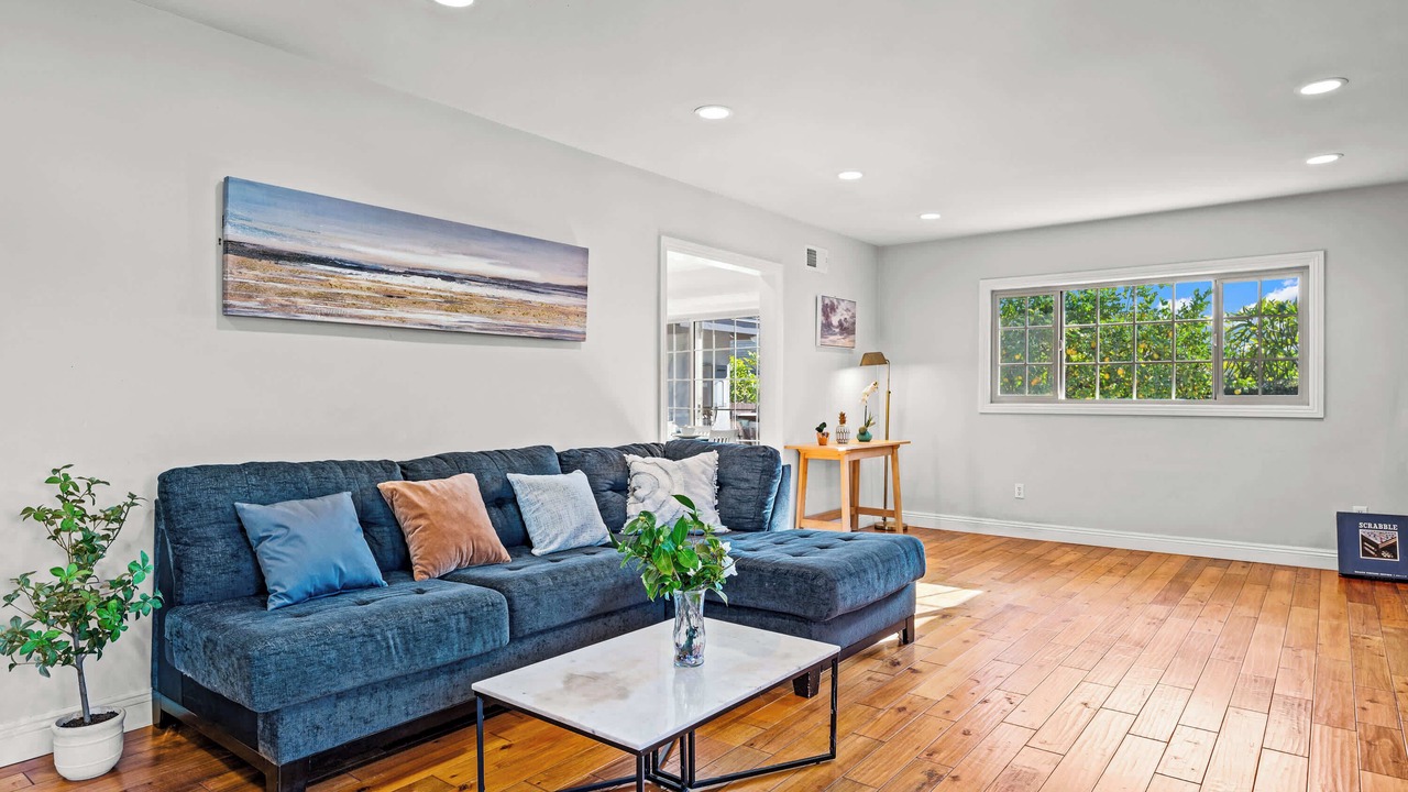 Photo of Livingroom in Glendora