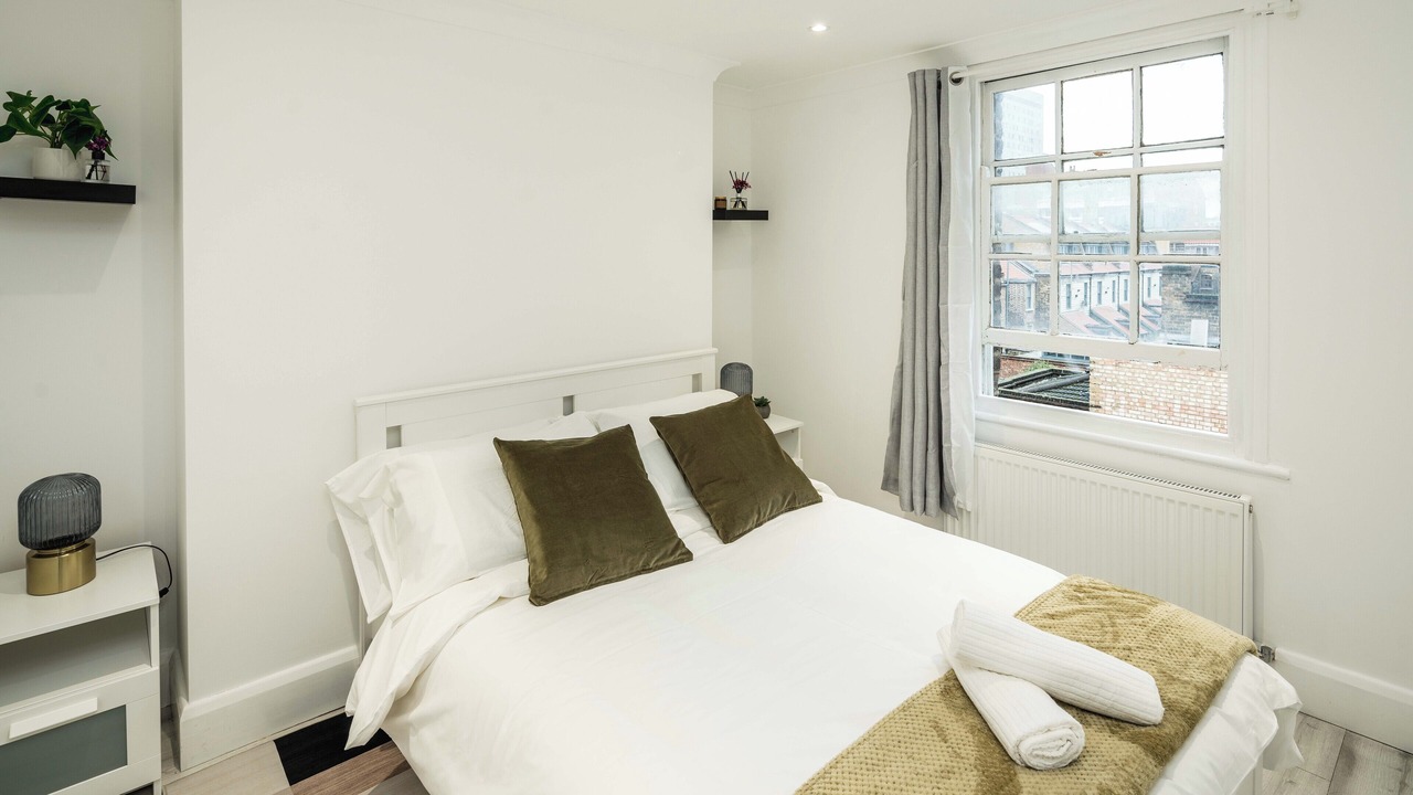 Photo of Bedroom in Whitechapel