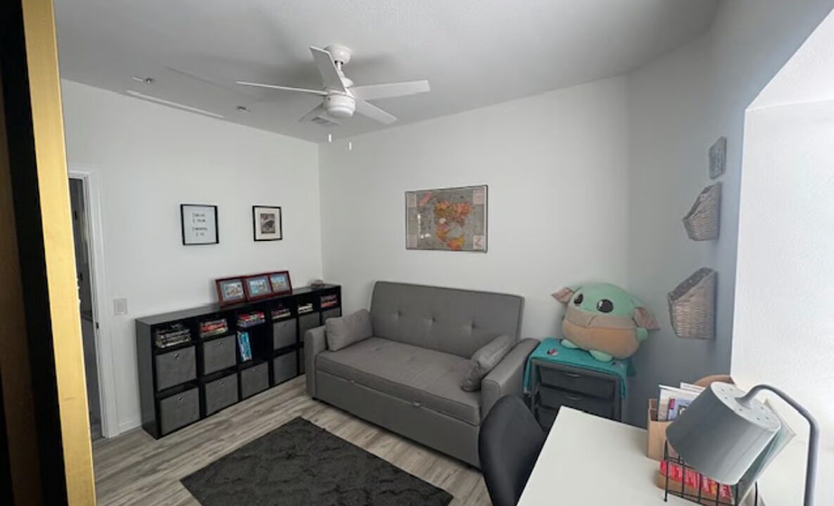 Photo of Livingroom in Cowan Heights
