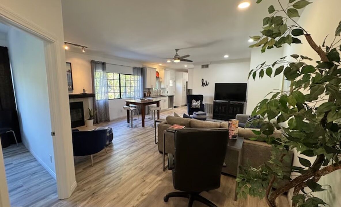 Photo of Livingroom in Cowan Heights