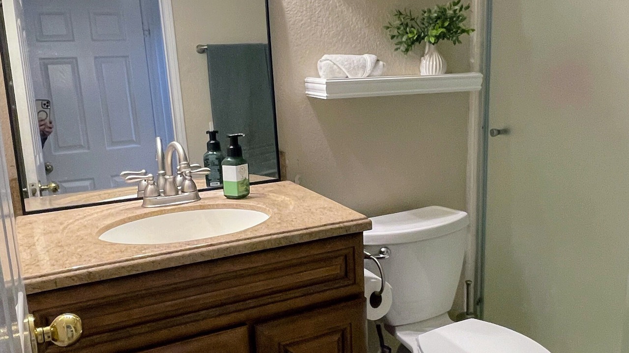 Photo of Bathroom in Corona