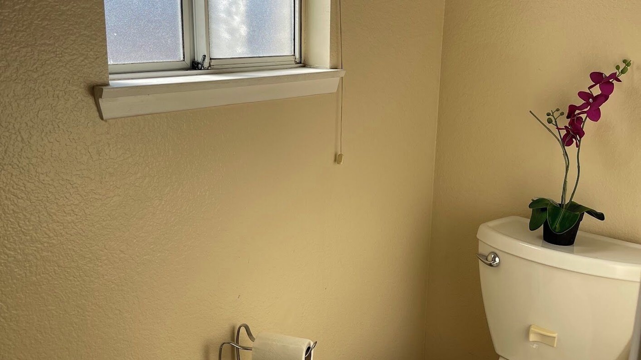 Photo of Bathroom in Corona
