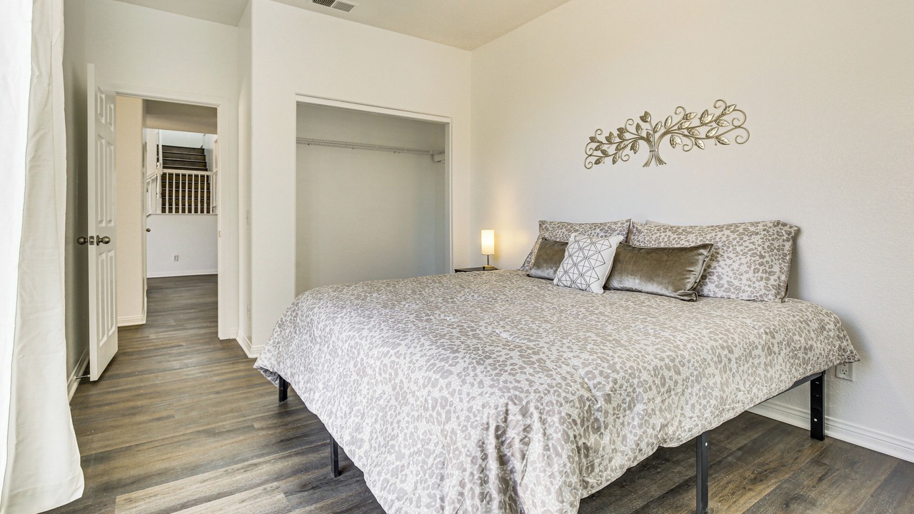 Photo of Bedroom in Victorville