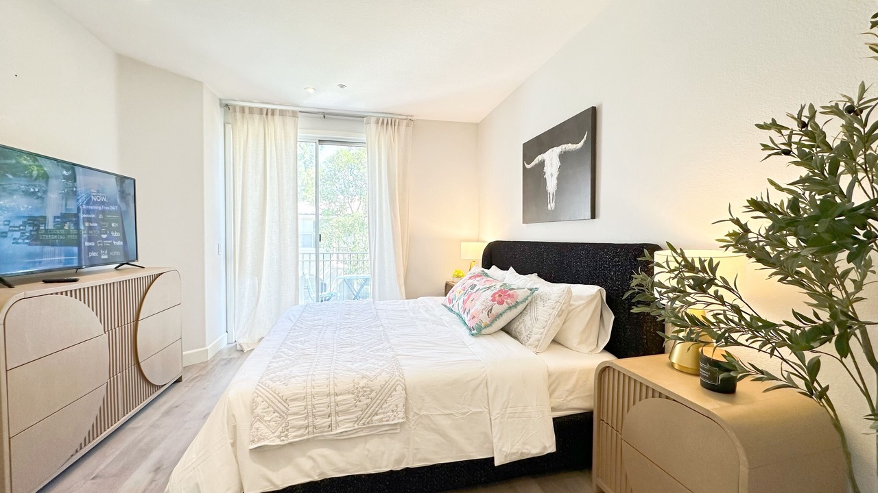 Photo of Bedroom in Oak Creek