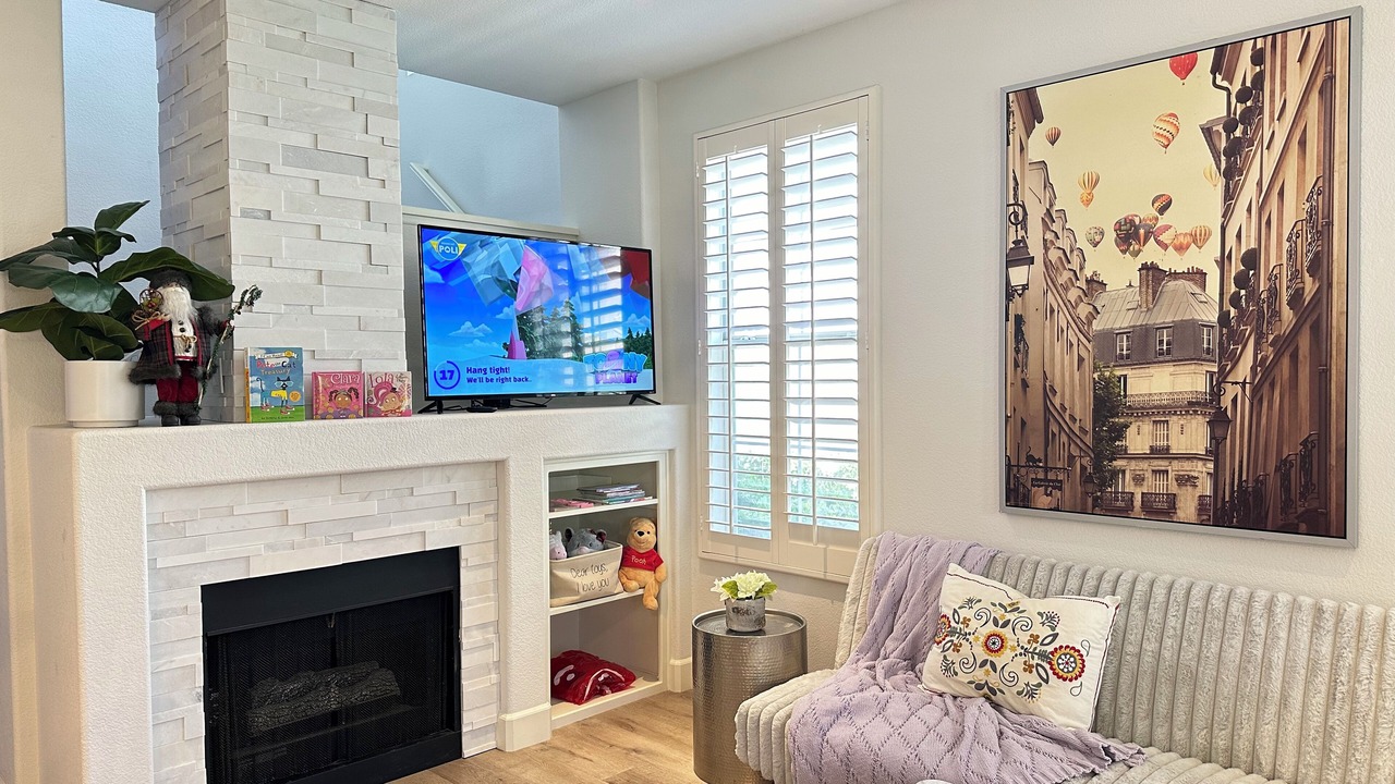 Photo of Livingroom in Oak Creek