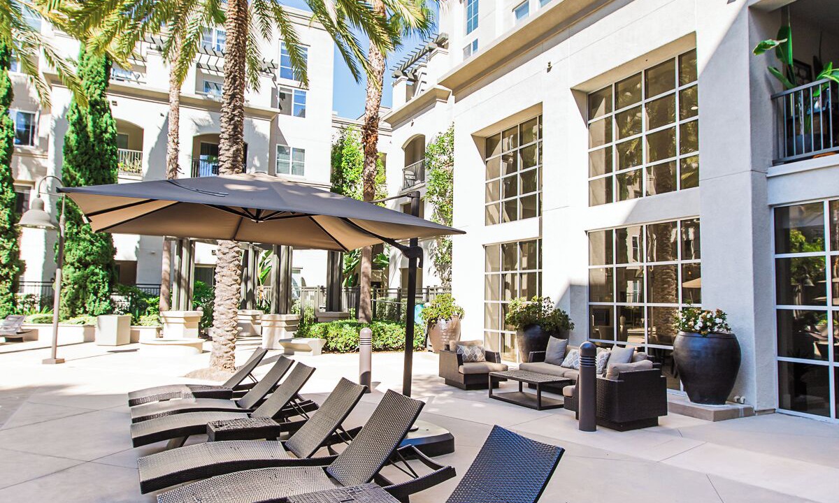 Photo of Patio Balcony in Airport Area