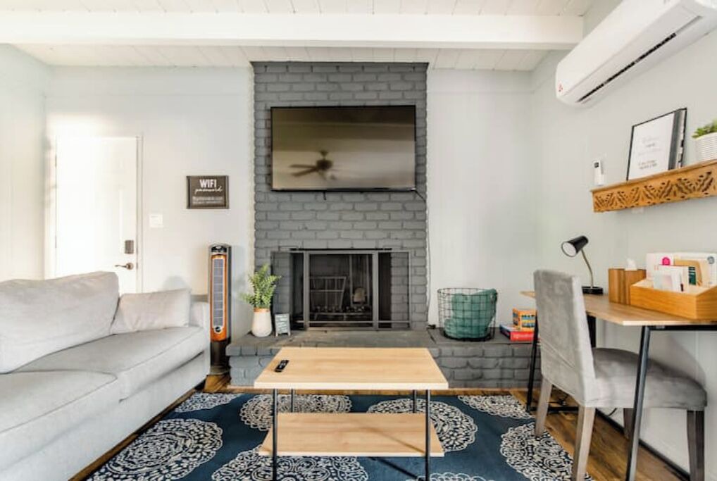 Photo of Livingroom in Sutter