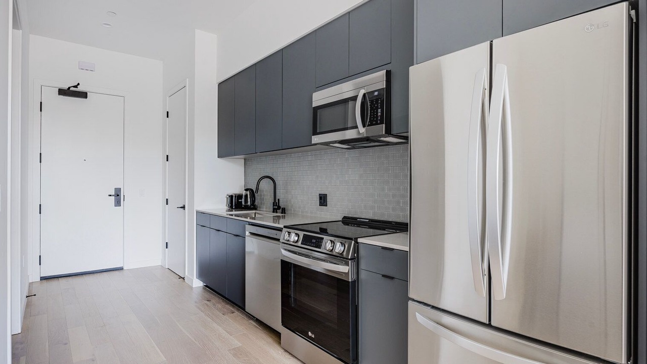 Photo of Kitchen in Mid-Wilshire