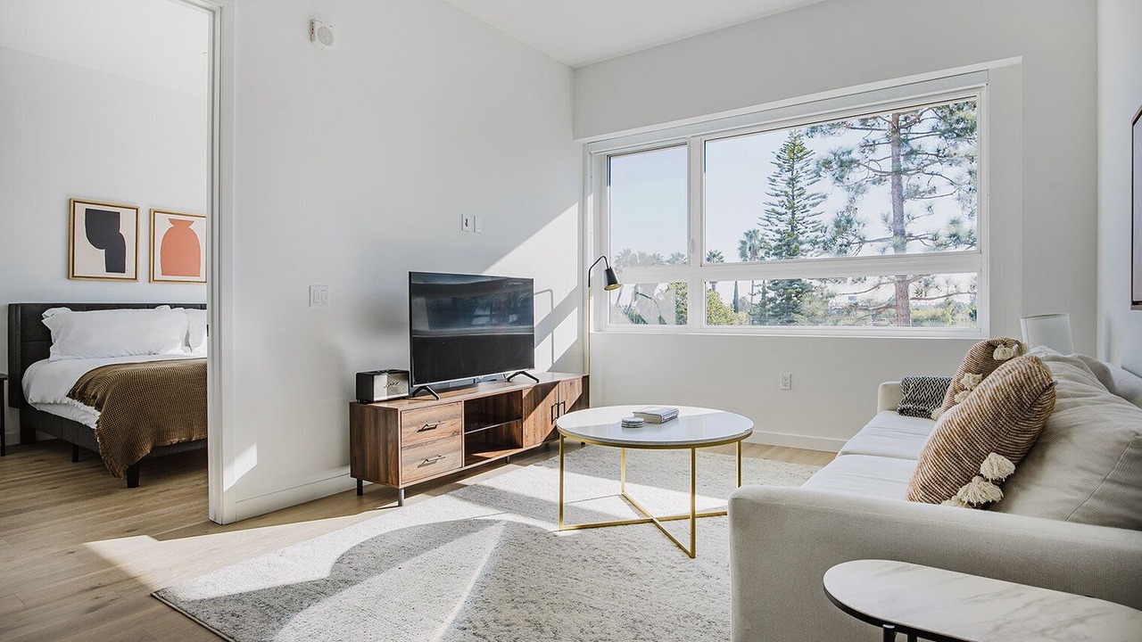 Photo of Bedroom in Greater Wilshire - Hancock Park