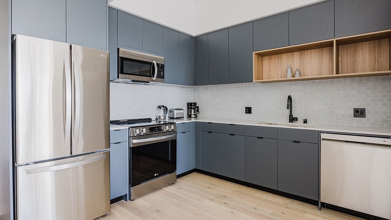 Photo of Kitchen in Greater Wilshire - Hancock Park