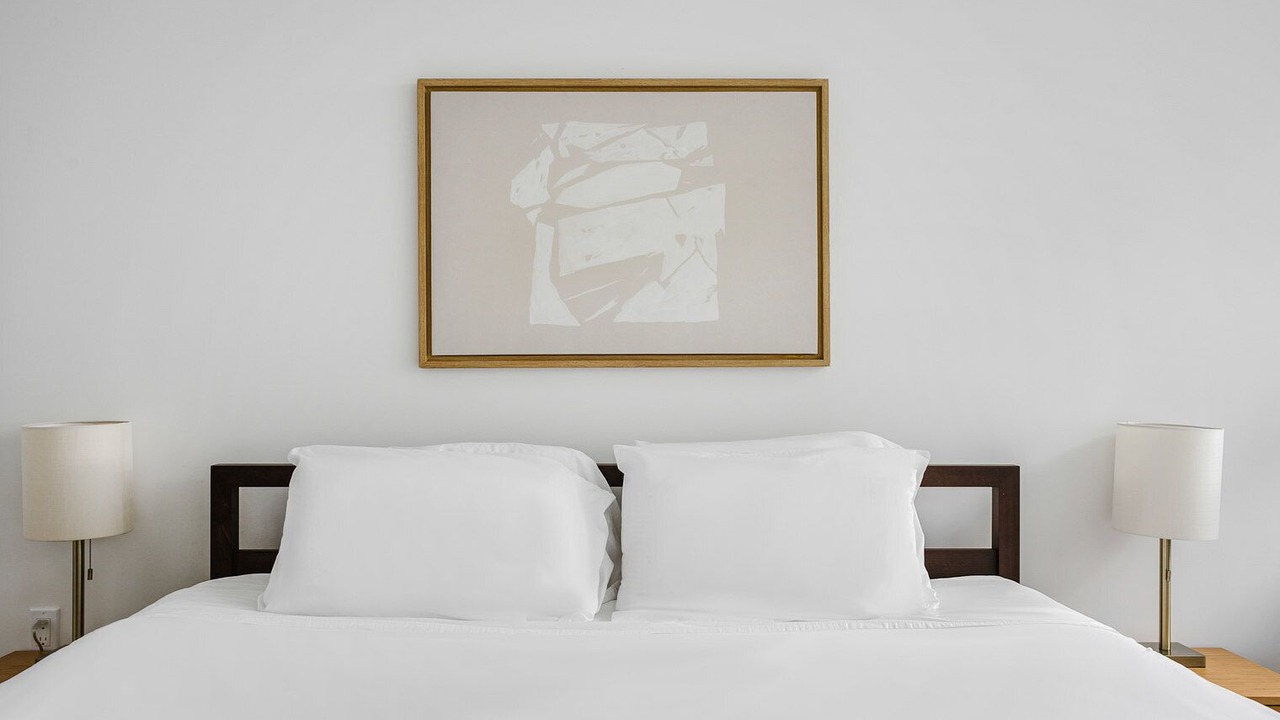 Photo of Bedroom in Greater Wilshire - Hancock Park
