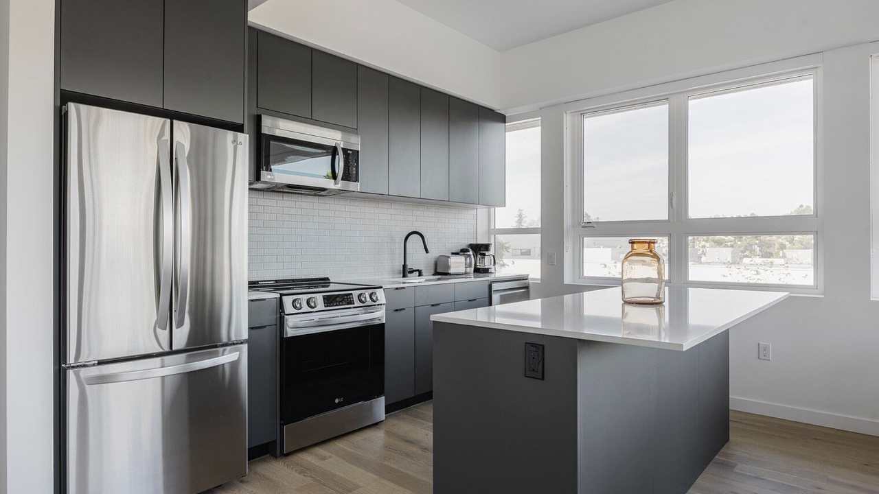 Photo of Kitchen in Greater Wilshire - Hancock Park