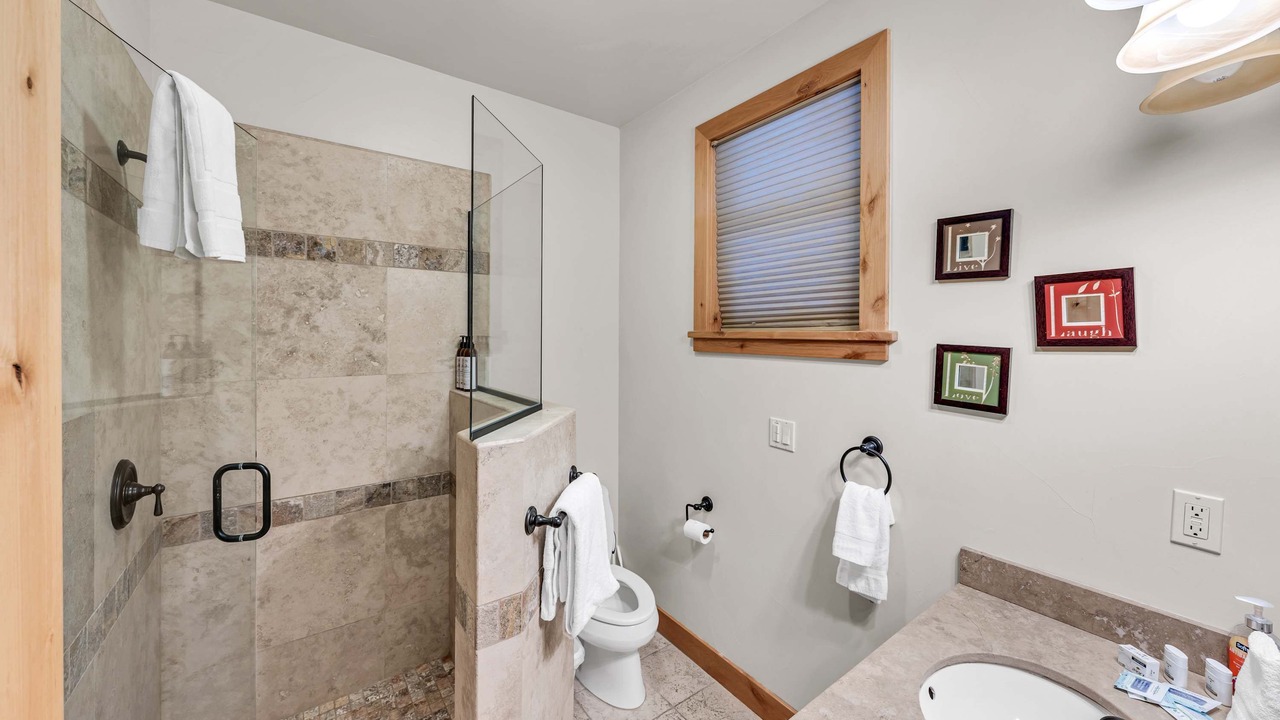 Photo of Bathroom in Tahoma