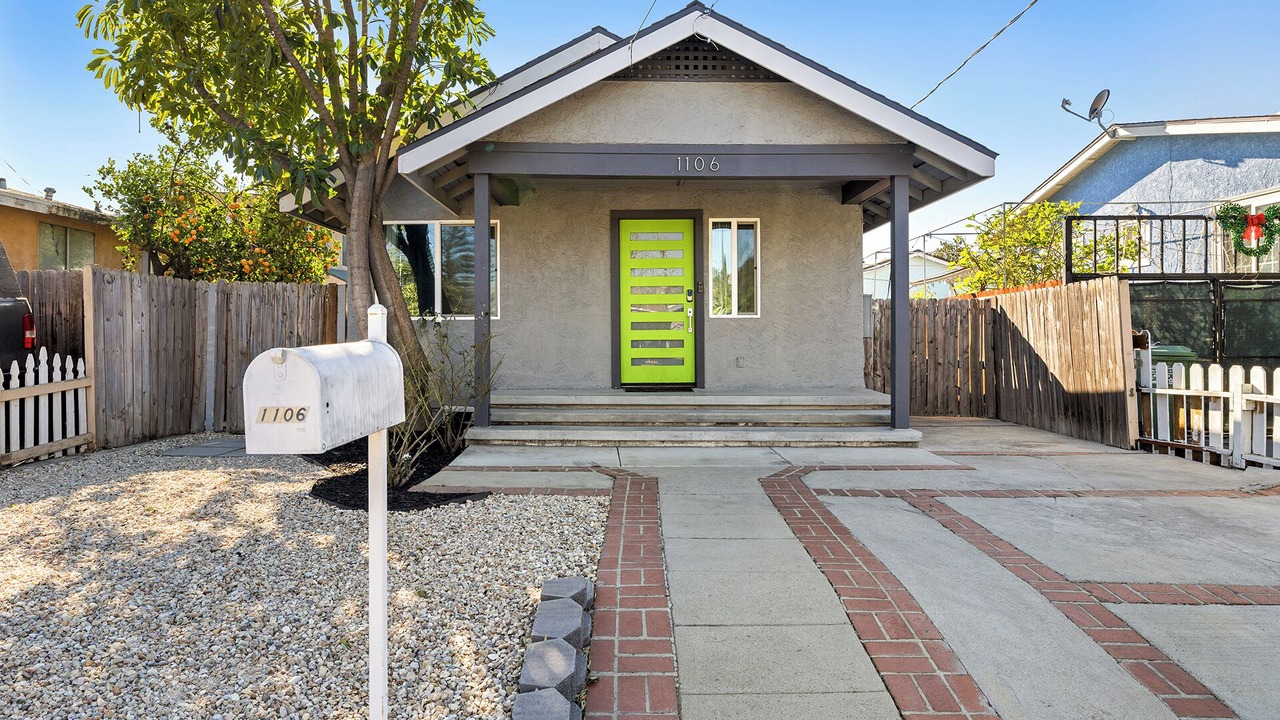 Photo of Outdoor in San Fernando