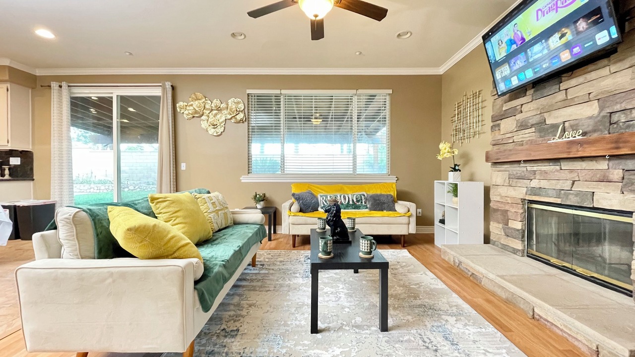 Photo of Livingroom in Fontana
