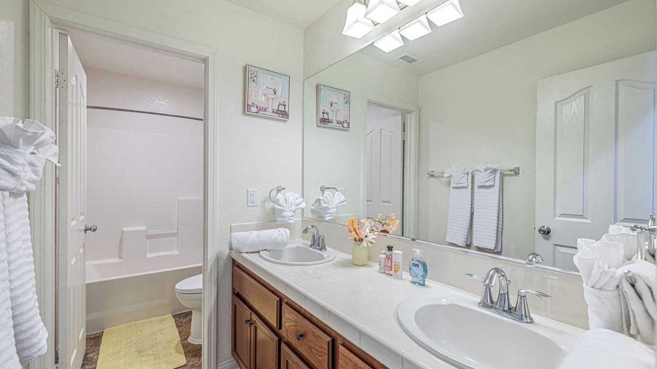 Photo of Bathroom in Palmdale