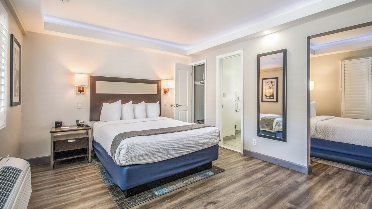 Photo of Bedroom in Alamitos Beach