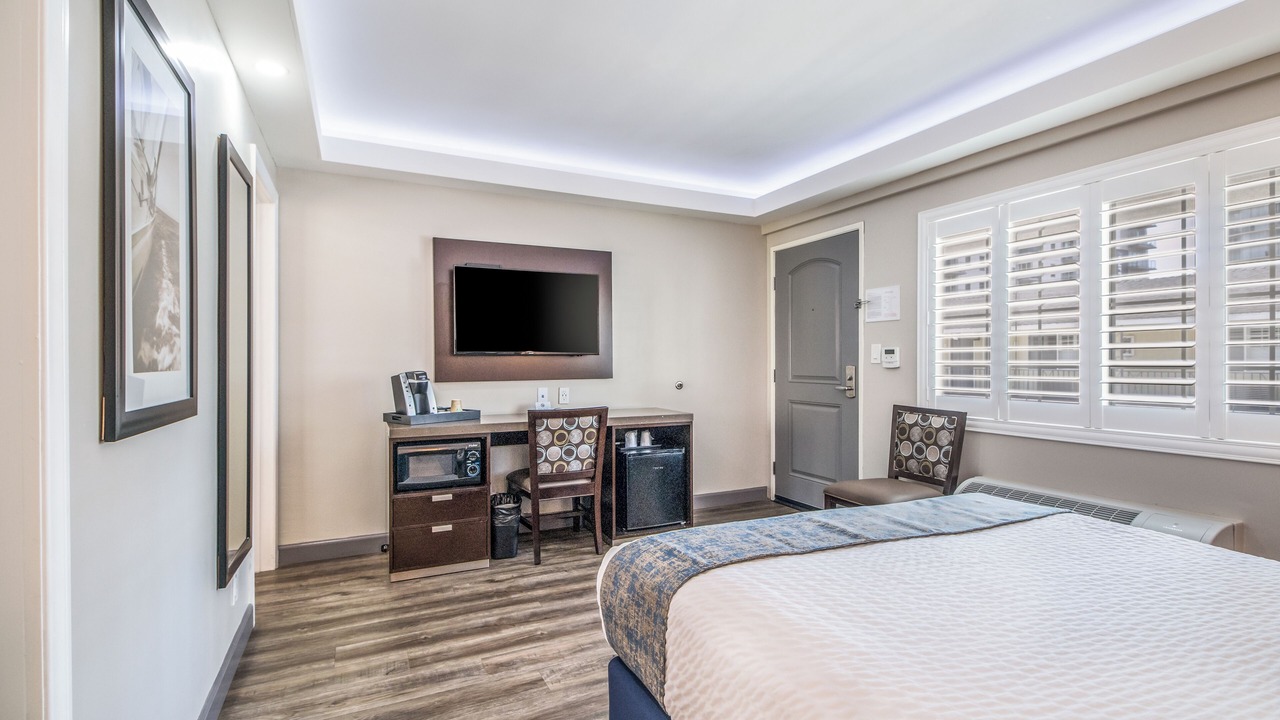 Photo of Bedroom in Alamitos Beach