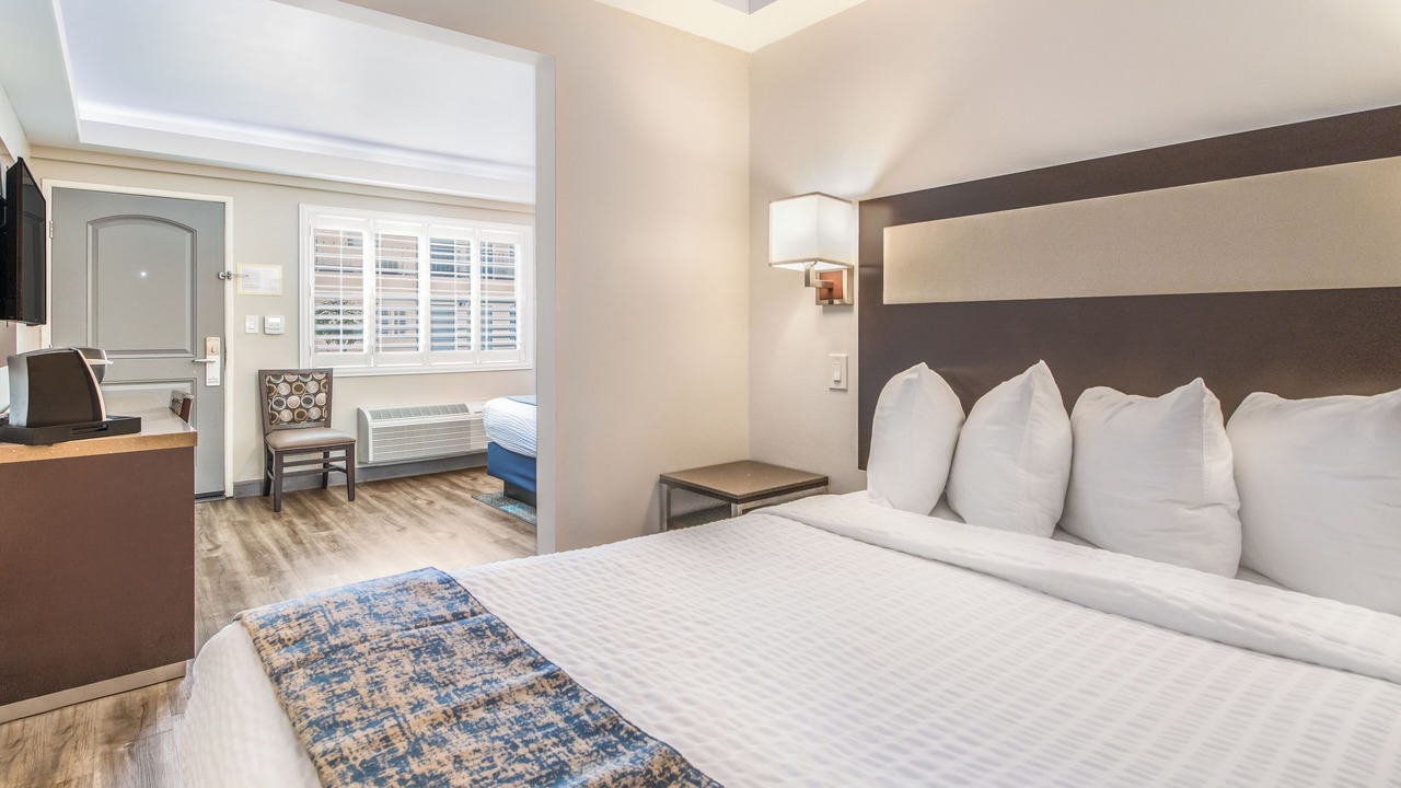 Photo of Bedroom in Alamitos Beach