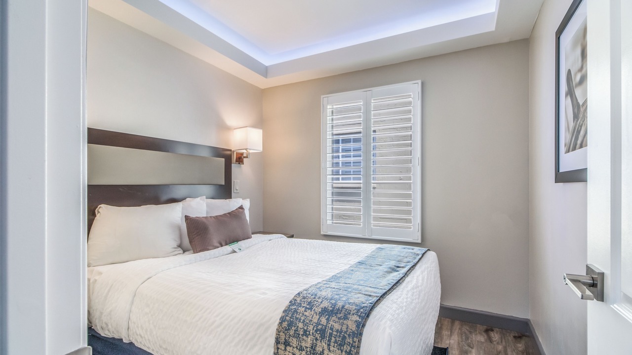 Photo of Bedroom in Alamitos Beach