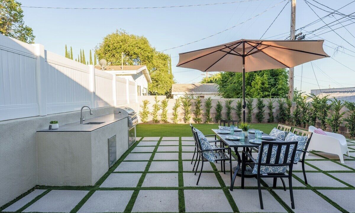 Photo of Outdoor in Crescenta Highlands