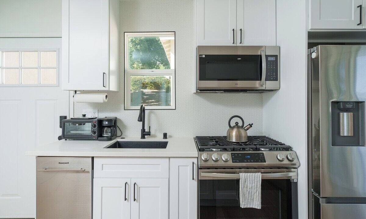 Photo of Kitchen in Crescenta Highlands