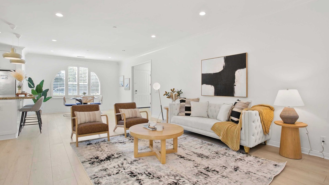 Photo of Livingroom in Woodbury