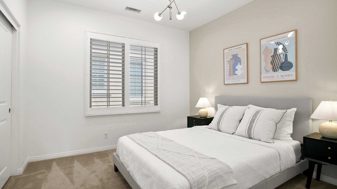 Photo of Bedroom in Woodbury