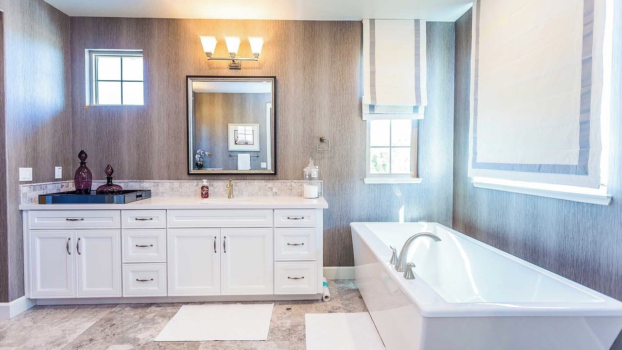 Photo of Bathroom in Portola Springs