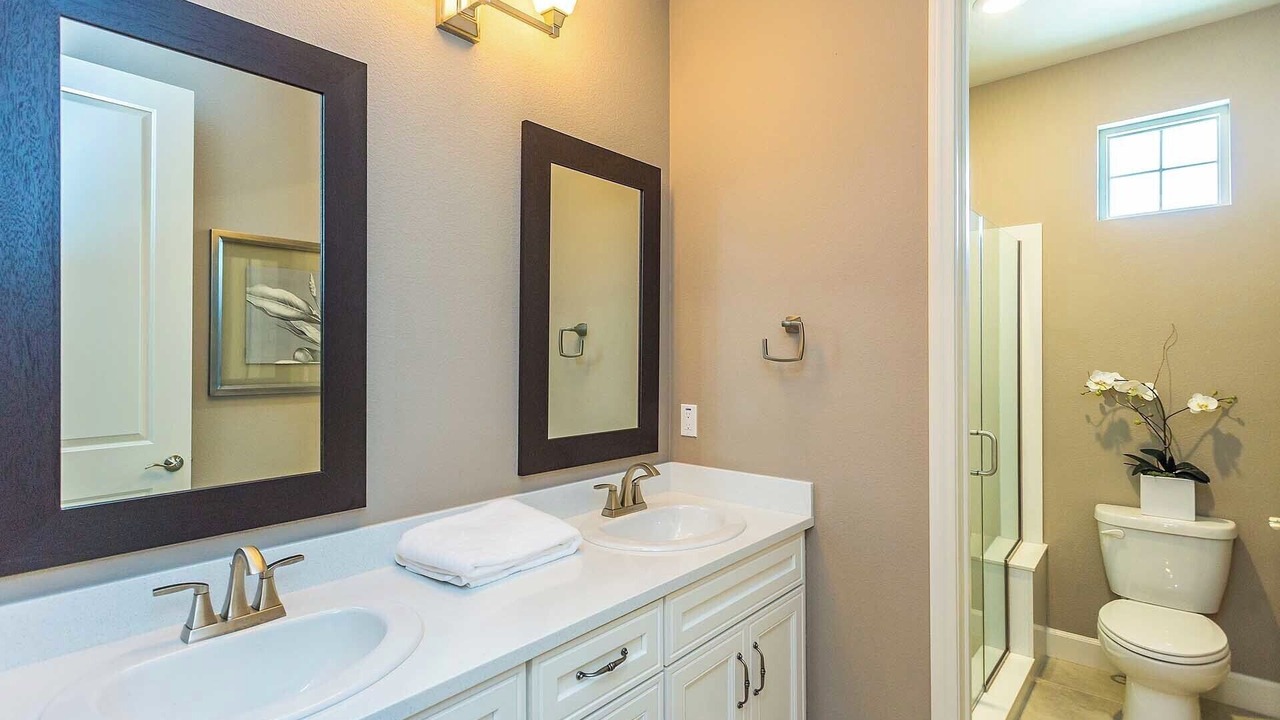 Photo of Bathroom in Portola Springs